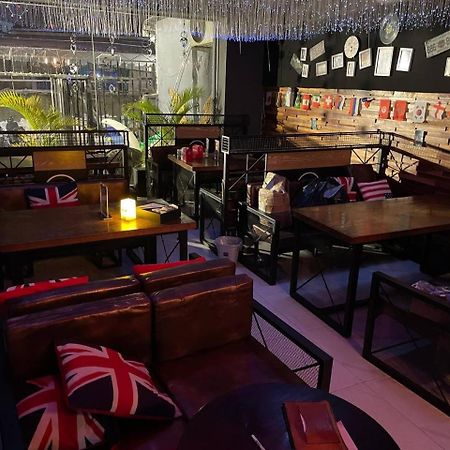 Angel Building Hotel Sihanoukville Ngoại thất bức ảnh