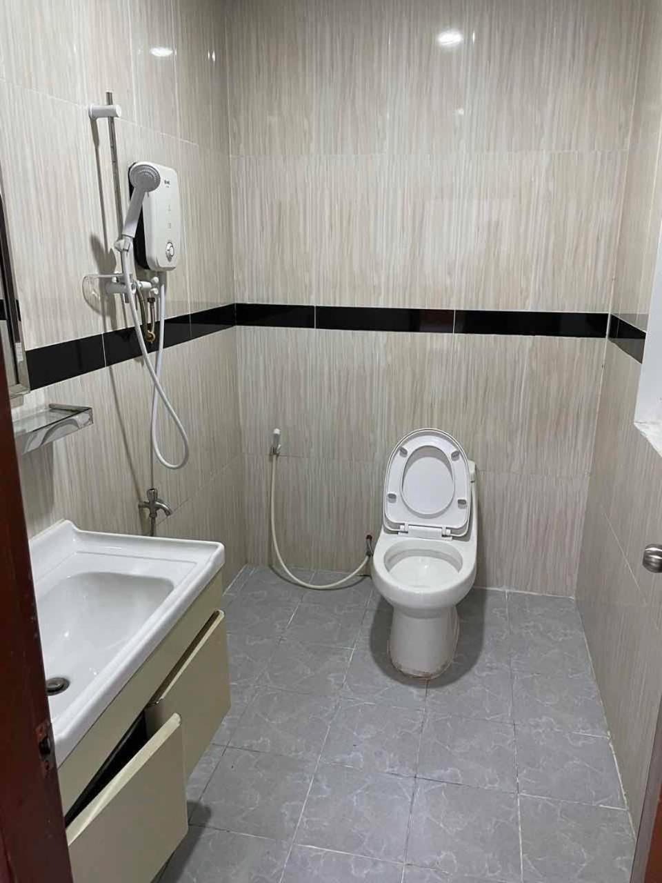 Angel Building Hotel Sihanoukville Ngoại thất bức ảnh